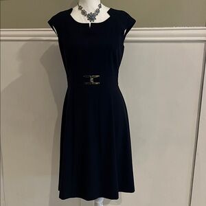 Tahari Navy Blue Midi Cap sleeves Dress silver waist detail sz 6